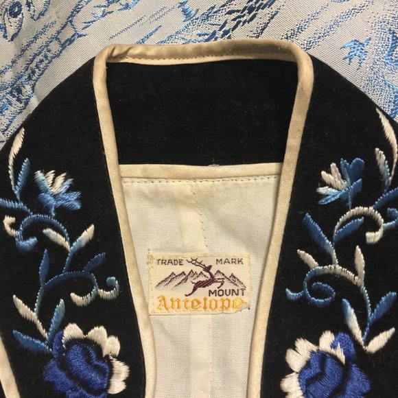 Mount Antelope Vintage Asian Jacket - Picture 7 of 7